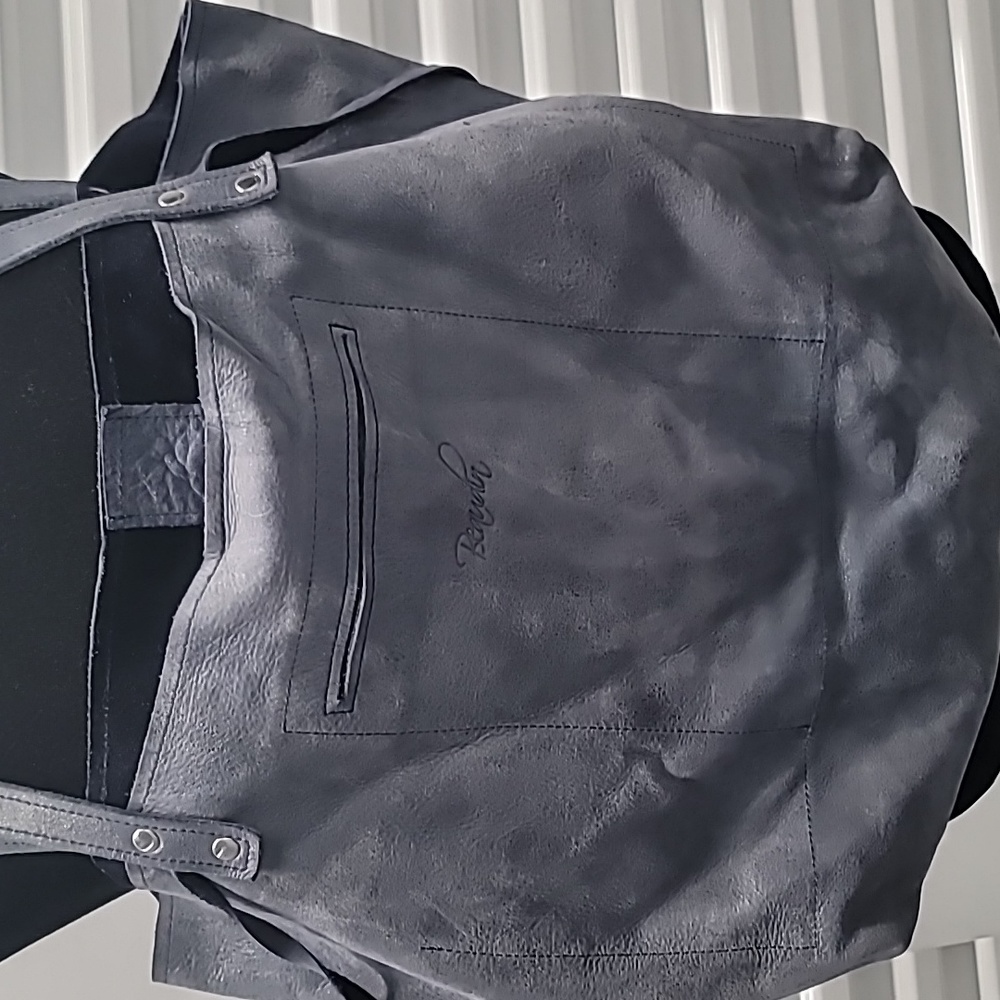 Beaudin brand, Grayish 100% leather shoulder bag. Fringe on side. EUC